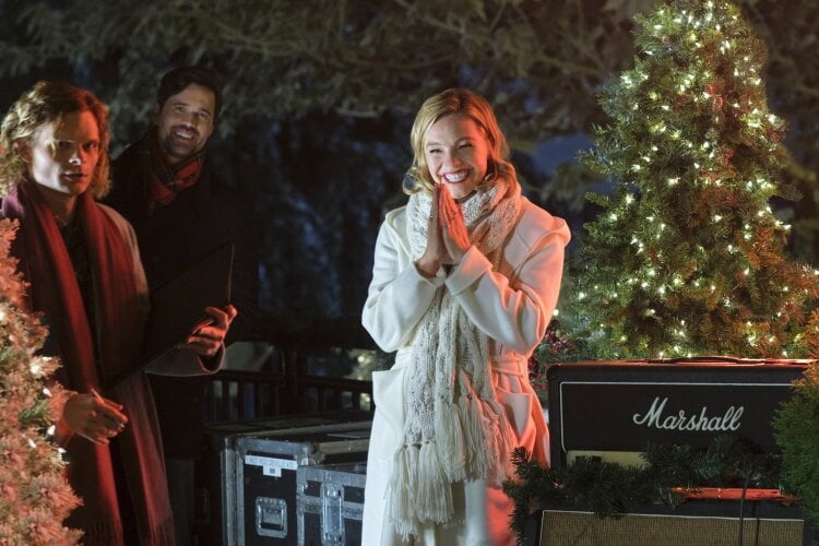 Hallmark 3-Movie Collection: Christmas In Tahoe/ One December Night/ A Royal Queens Christmas (DVD) - Walmart.com